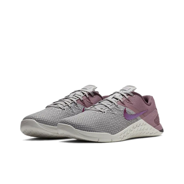Nike Metcon 4 Нескользящие Легкие Низкие Кроссовки для Тренировок Женские Фиолетово-Серые
