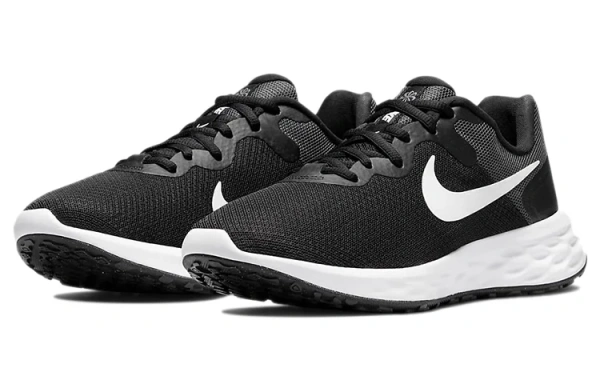 Nike REVOLUTION 6 Беговые кроссовки Низкий Топ Женские