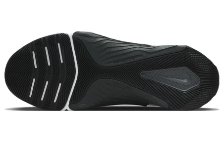 Nike Metcon 8 FlyEase Low Кроссовки для тренировок Унисекс Черный Белый