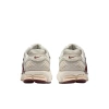 Nike Vomero 5 Беговые кроссовки Женские