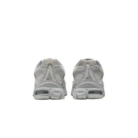 Nike Air Max Moto 2K Повседневная обувь для мужчин