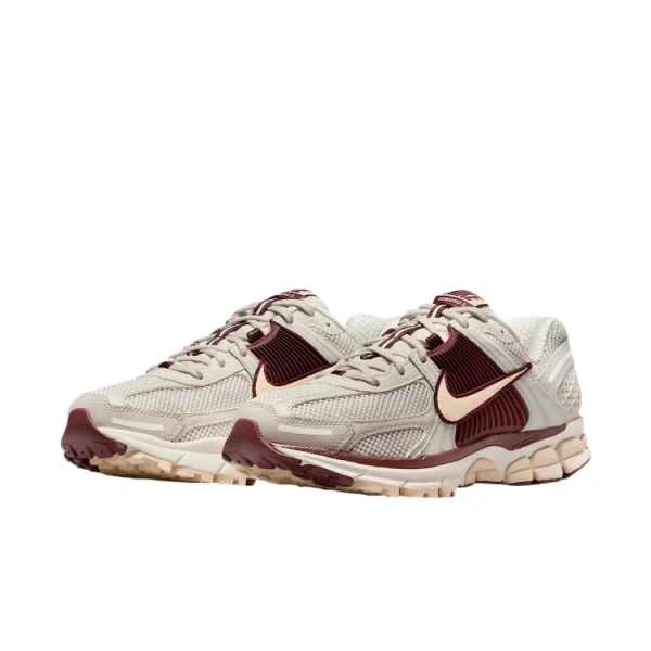 Nike Vomero 5 Беговые кроссовки Женские