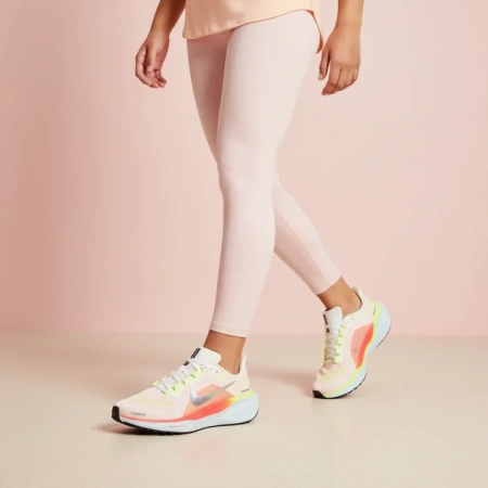 Nike Pegasus 41 Отскок Дышащий Низкий Топ Беговые кроссовки Женские Бежево-розовый