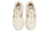 Nike Zoom Vomero 5 Амортизация Низкий Топ Повседневные Тренировки Городской Коммутирующие Беговые кроссовки Женские