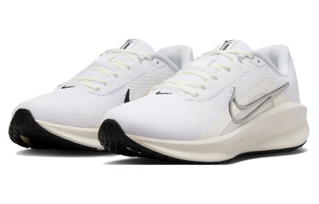 Nike DOWNSHIFTER 13 Сетчатая ткань Амортизация Противоскользящие Дышащие Низкие повседневные беговые кроссовки Женские