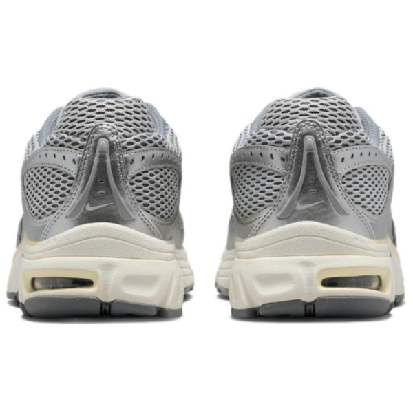 Nike Air Max Moto 2K Беговые кроссовки Мужские Светло-Серые