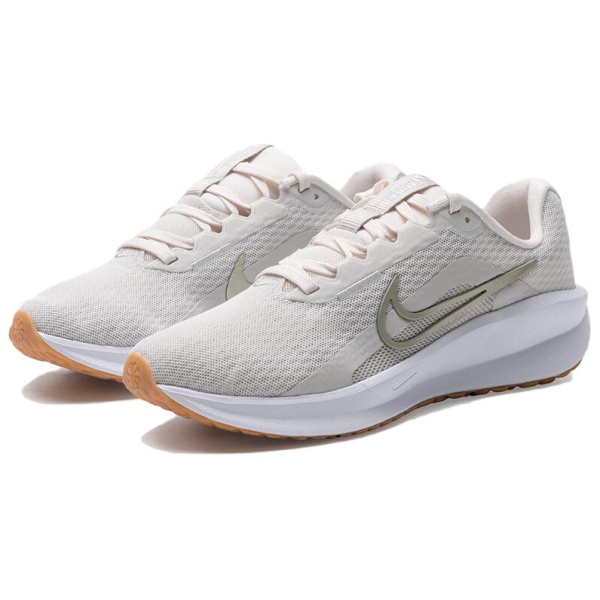 Nike DOWNSHIFTER 13 Low Топ Беговые кроссовки Женские Айвори
